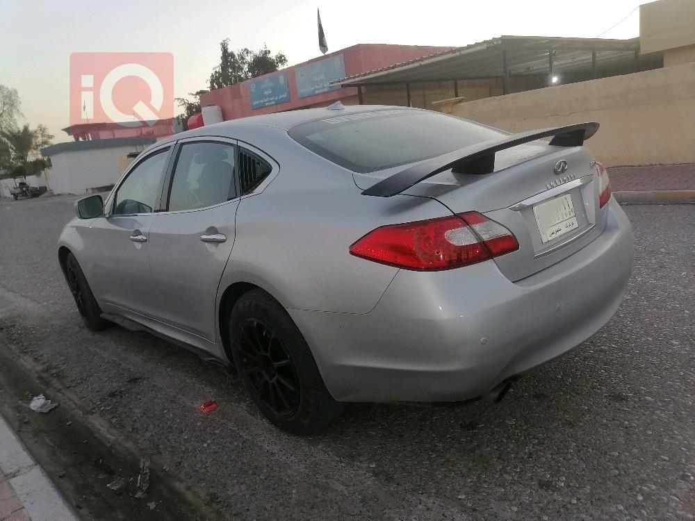 إنفينيتي M37